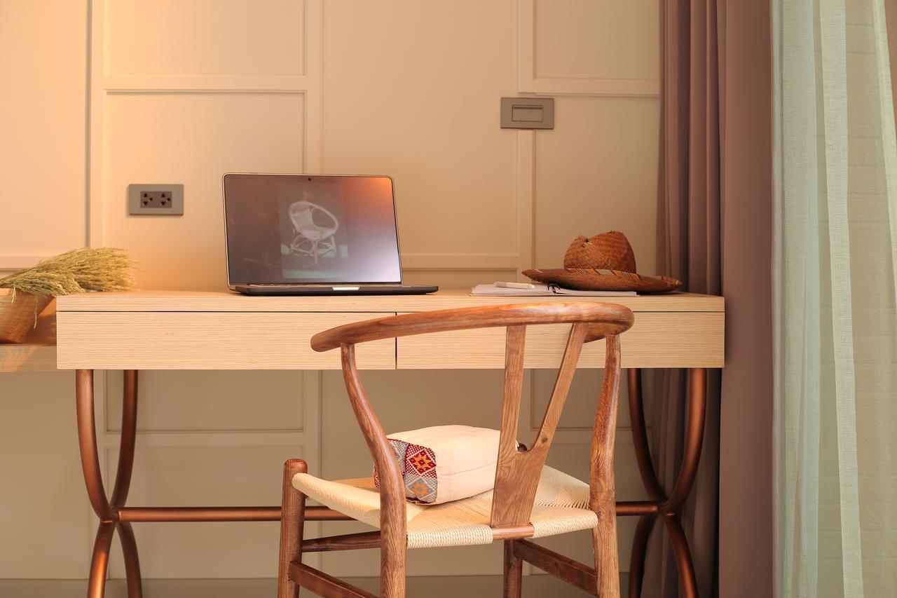 Navela Hotel & Convention Ratchaburi Екстериор снимка